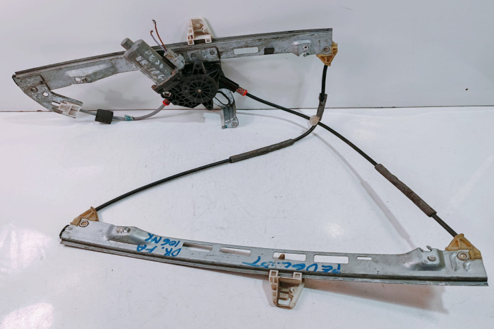 Macara dreapta fata cu motoras Peugeot 206 [1998 - 2003]