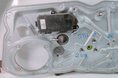 Macara dreapta fata Fiat Stilo [2001 - 2010] Hatchback 3-usi