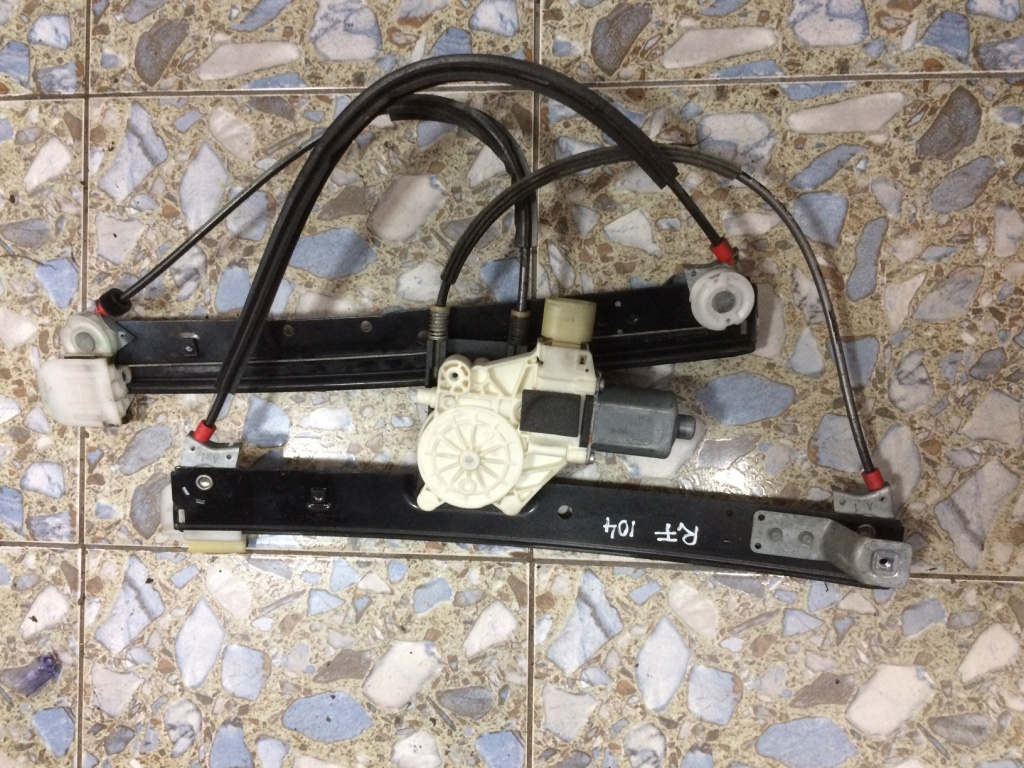 Macara dreapta fata Ford Mondeo MK4 [2007 - 2010] Liftback 2.0 TDCi DPF AT (140 hp) MK4 (BA7) TITANIUM