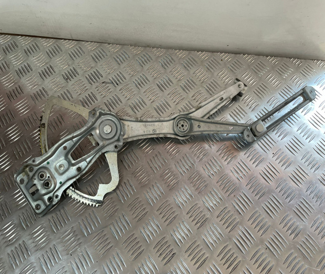 Macara dreapta fata Mercedes-Benz E-Class W210 [1995 - 1999]