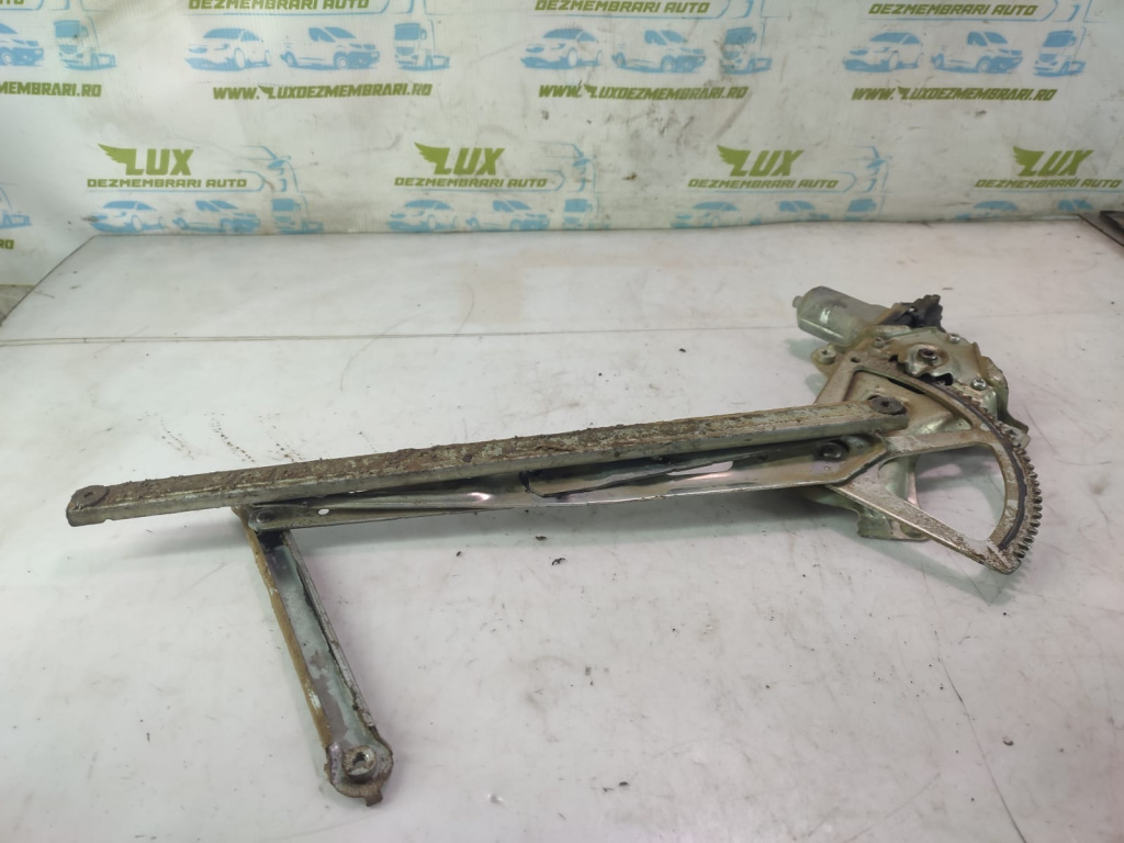 Macara dreapta fata Toyota Rav 4 3 (XA30) [2005 - 2010] 2.2 d-4d 2ADFTV