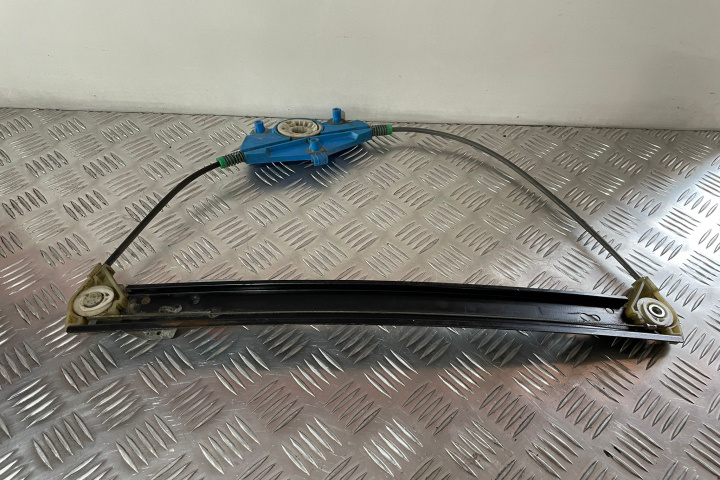 Macara dreapta spate 104931107 Audi A4 B6 [2000 - 2005]