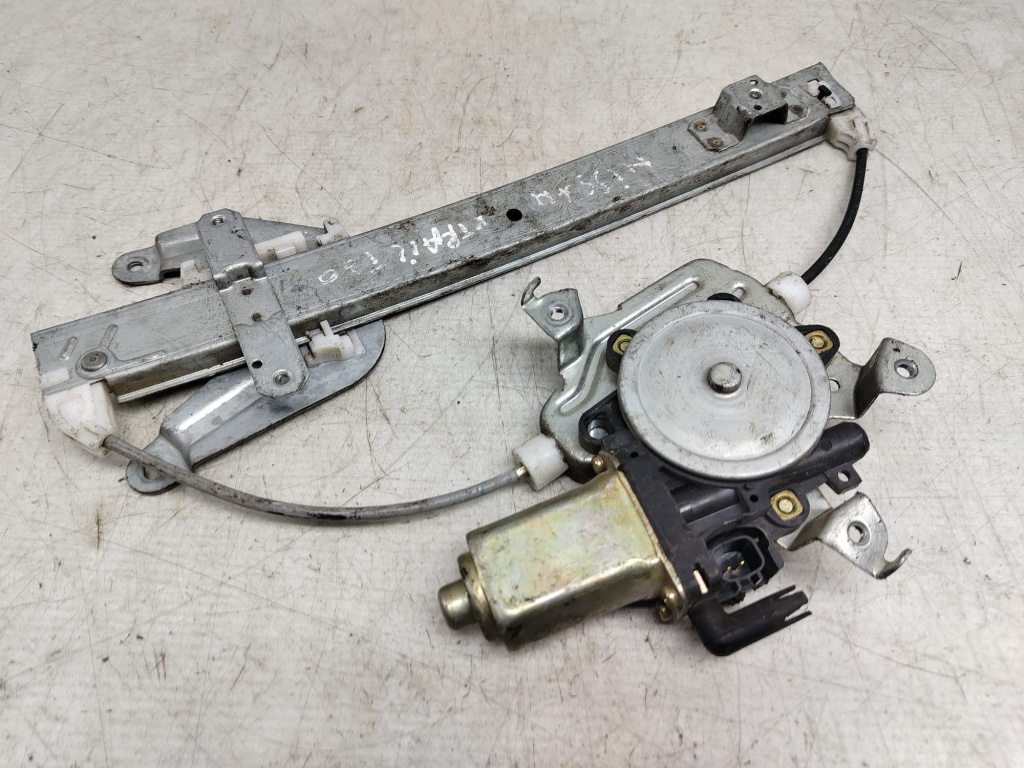 Macara dreapta spate 8073089913 Nissan X-Trail T30 [2001 - 2004]