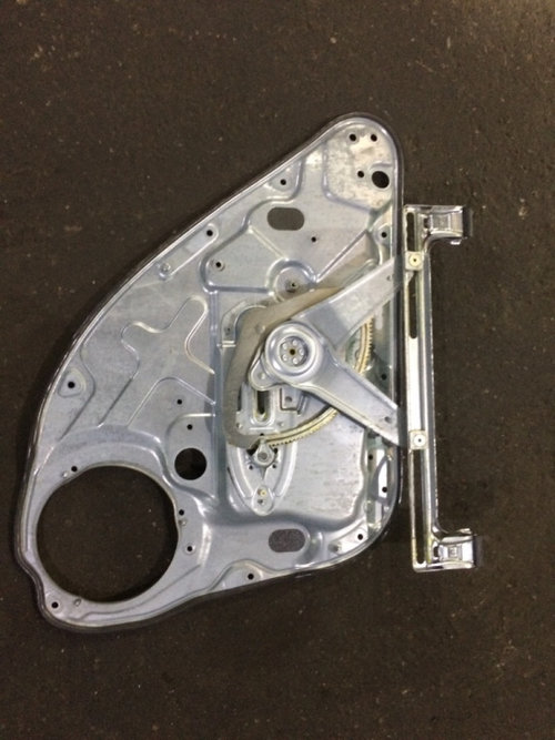 Macara dreapta spate Ford Focus 2 [2004 - 2008] Hatchback 5-usi 2.0 TDCi MT (136 hp) G6DA