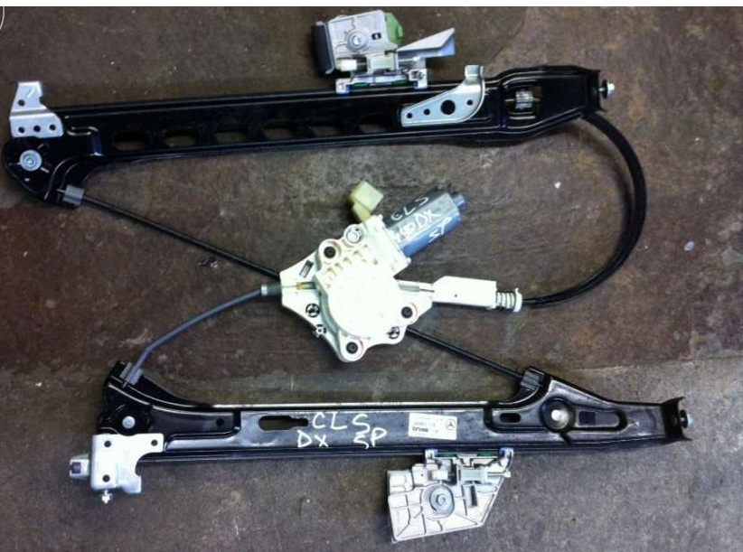Macara dreapta spate Mercedes CLS w219