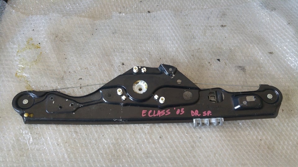 Macara dreapta spate mercedes e-class w211 2005 a2117300246