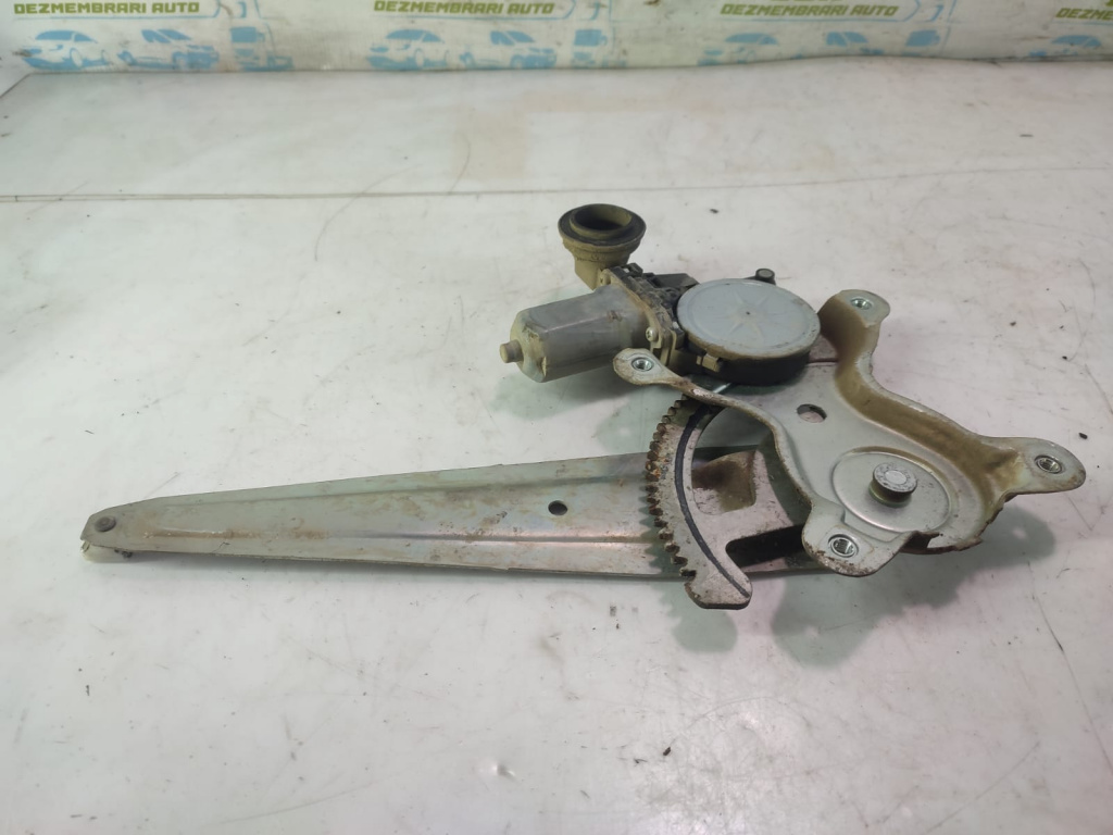Macara dreapta spate Toyota Rav 4 3 (XA30) [2005 - 2010] 2.2 d-4d 2ADFTV