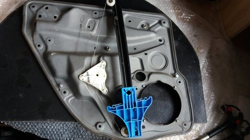 Macara dreapta spate vw golf 4 1.9 tdi 1j4839756e