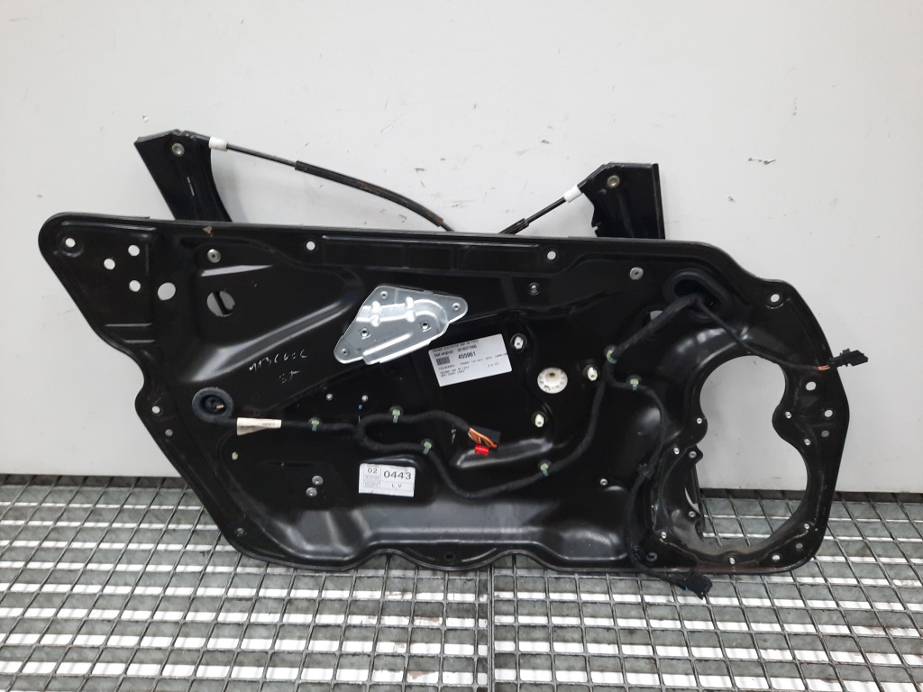 Macara electrica dreapta fata, cod 3C1837756G, Vw Passat Variant (3C5) (id:455961)