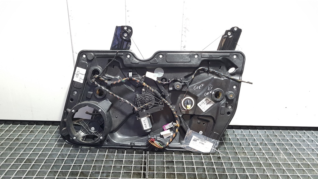 Macara electrica dreapta fata, Vw Golf 6 (5K1) cod 5K2837730M (id:377805)