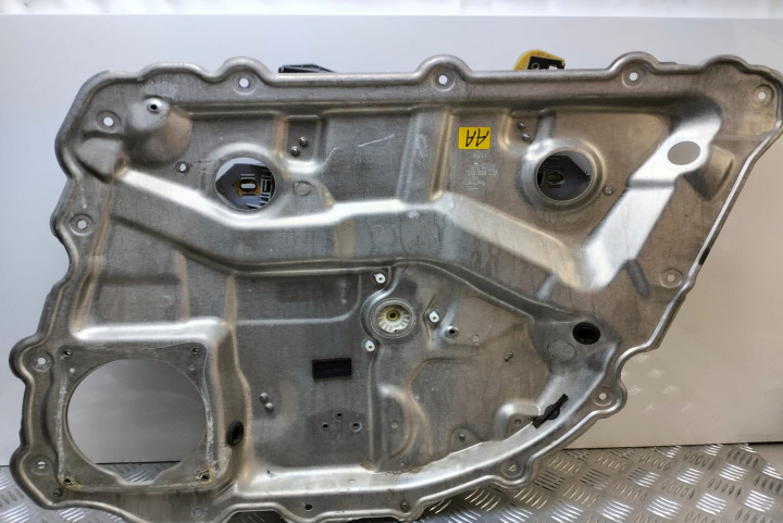 Macara electrica dreapta spate 4E0839850 Audi A8 2 (D3) [2002 - 2005]
