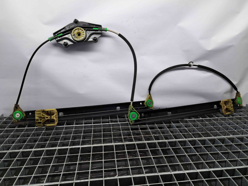 Macara electrica geam dreapta fata Audi A4 (8K5, B8) Avant [Fabr 2008-2015] OEM