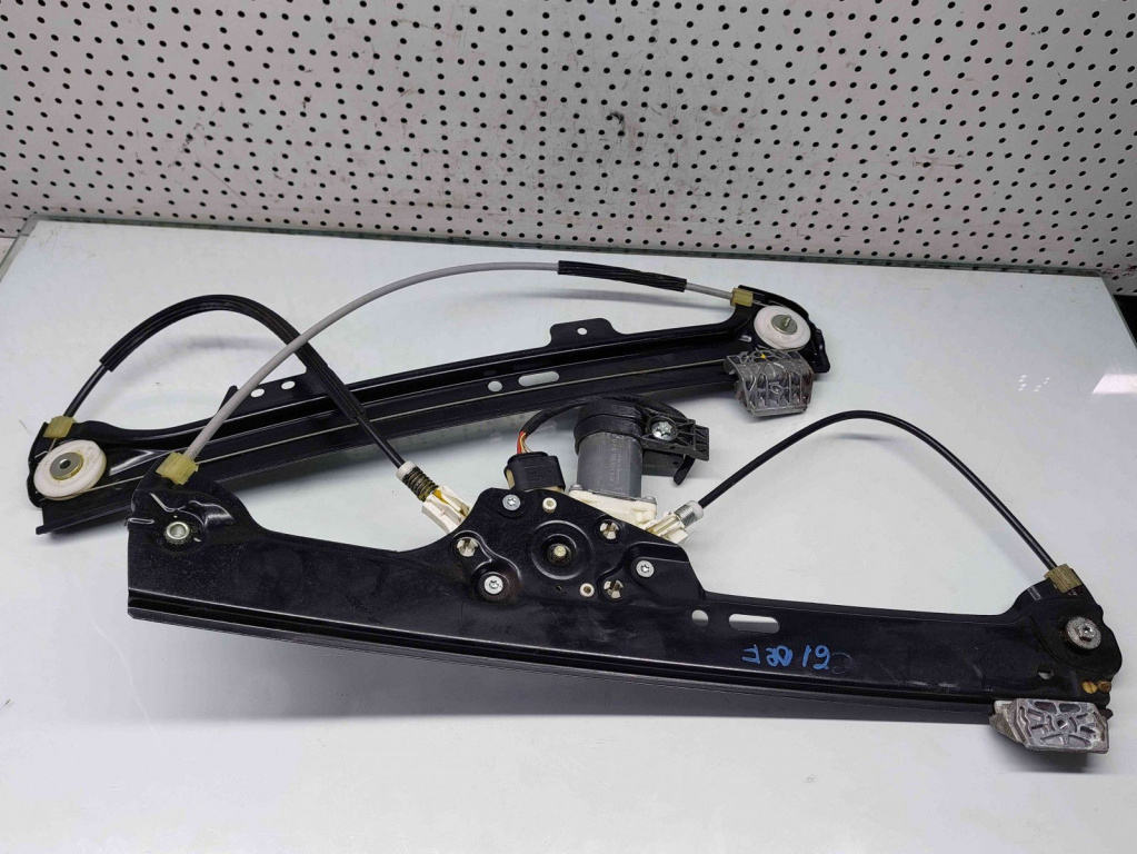 Macara electrica geam dreapta fata Bmw 5 (E60) [Fabr 2004-2010] 7184742S