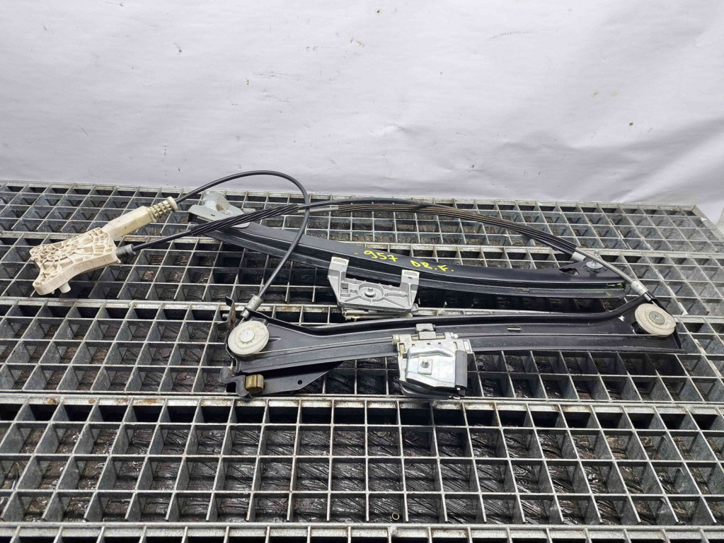 Macara electrica geam dreapta fata Mercedes Clasa CLK (C209) [Fabr 2002-2009] OEM