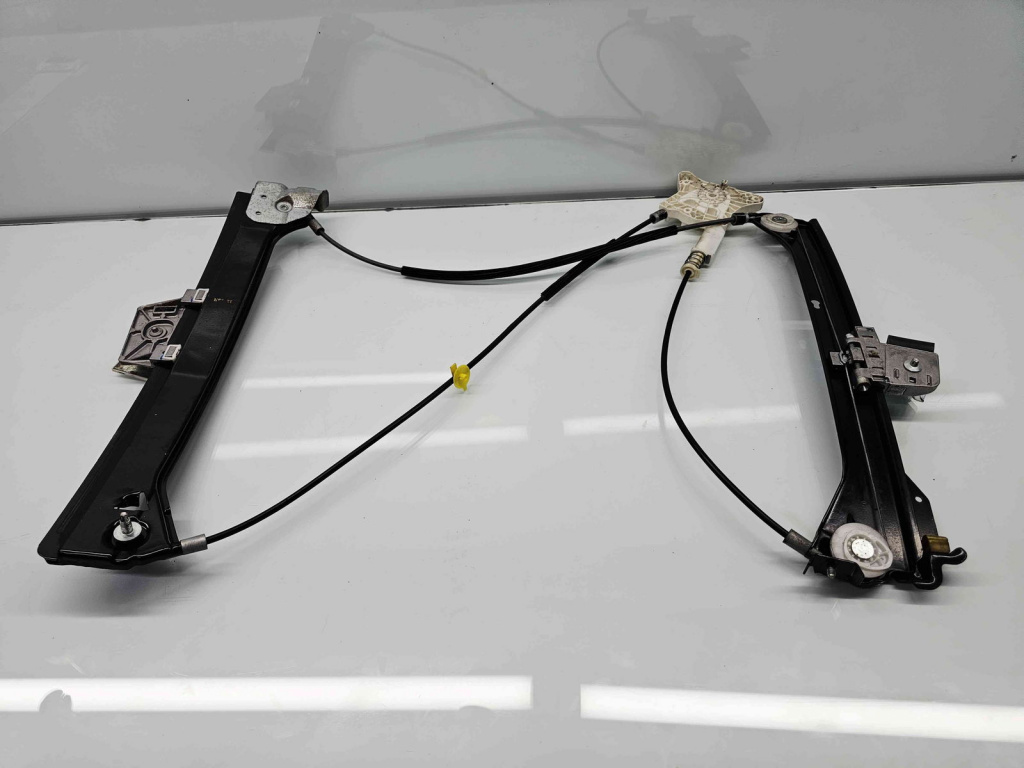 Macara electrica geam dreapta fata Mercedes Clasa CLK (C209) [Fabr 2002-2009] OEM
