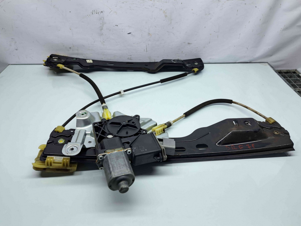 Macara electrica geam dreapta fata Opel Astra J [Fabr 2009-2015] 13350759