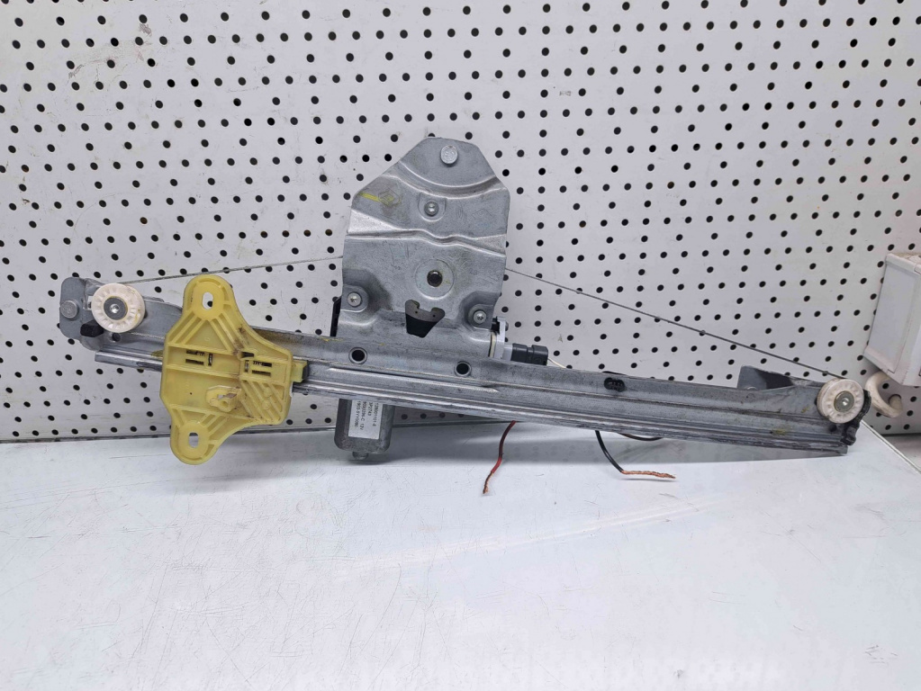 Macara electrica geam dreapta fata Renault Clio 4 [Fabr 2012-2020] 128001091