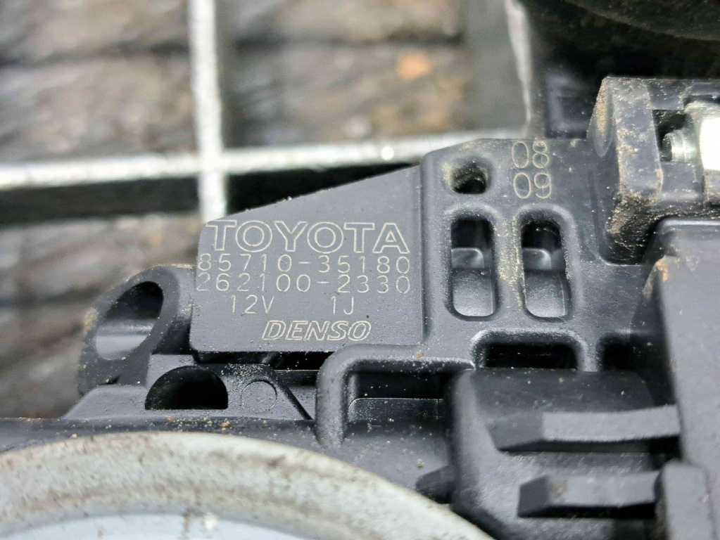 Macara electrica geam dreapta fata Toyota Rav 4 III (ACA3, ACE, ALA3, GSA3, ZSA3) [Fabr 2005-2013] 85710-35180 262100-2330