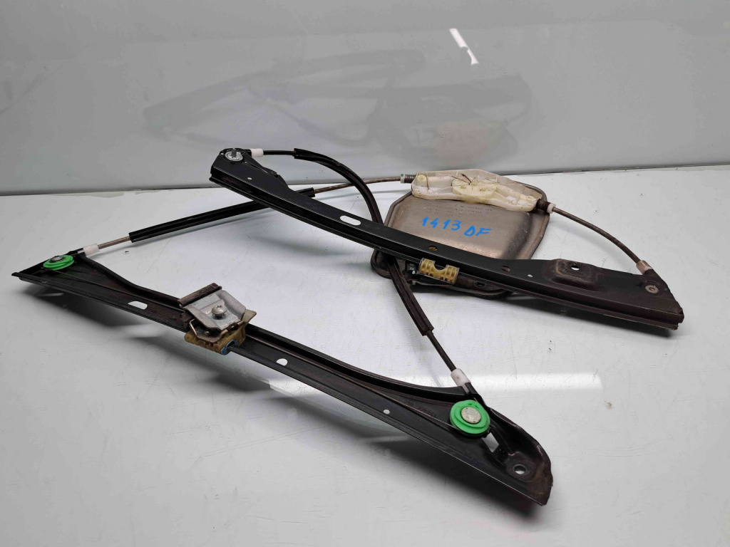 Macara electrica geam dreapta fata Volkswagen Golf 5 Plus (5M1) [Fabr 2005-2008] 1K4837462B