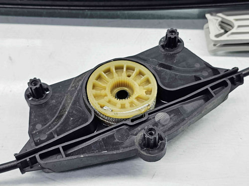 Macara electrica geam dreapta spate Audi A4 (8K2, B8.5) Facelift [Fabr 2008-2015] 8K0839642A