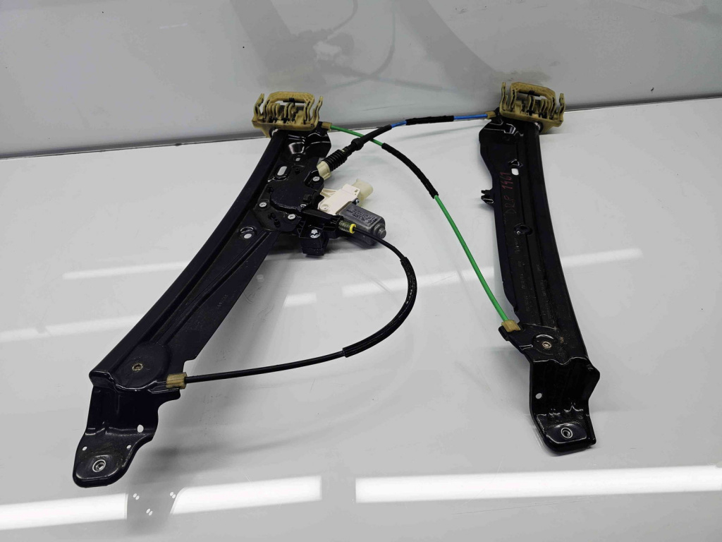 Macara electrica geam dreapta spate Bmw 5 (F10) [Fabr 2011-2016]