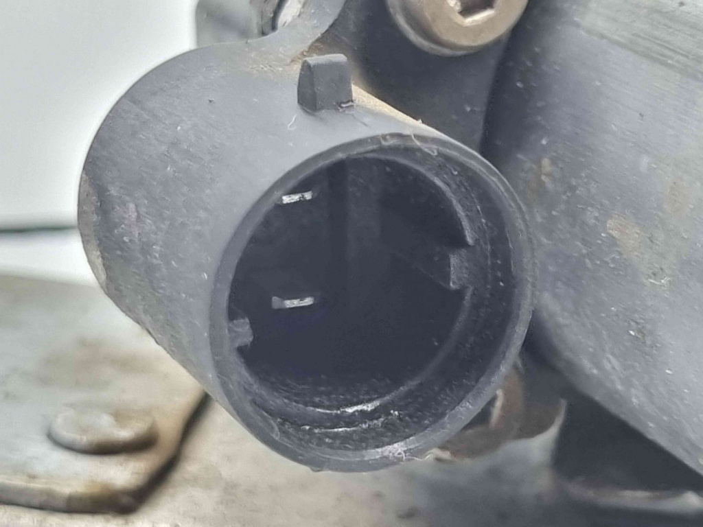Macara electrica geam dreapta spate Dacia Duster [fabr 2010-2017] OEM