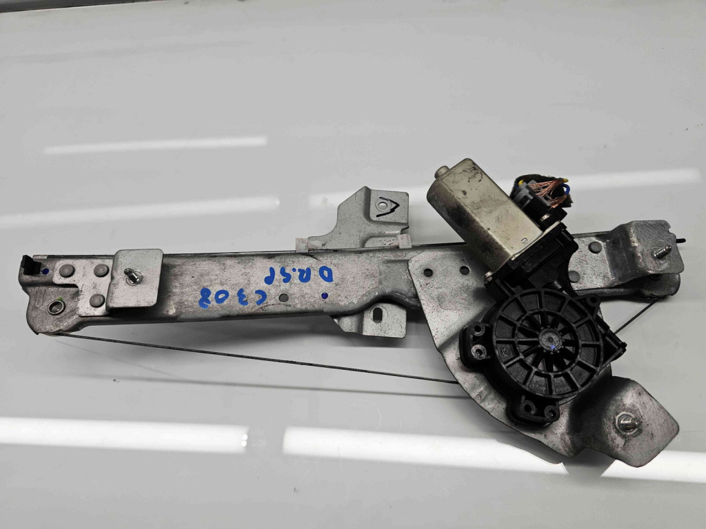 Macara electrica geam dreapta spate Dacia Duster (PH2, H79) [Fabr 2013-2017] 827203156R