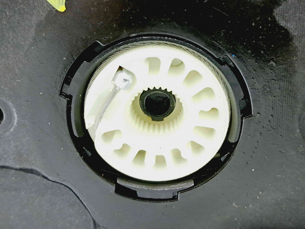 Macara electrica geam dreapta spate MAZDA CX-5 (KE) [Fabr 2011-2016] KD537297X