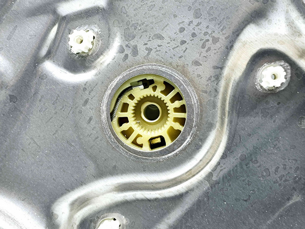 Macara electrica geam dreapta spate Mercedes Clasa E (W212) AMG [Fabr 2009-2016] A2125407605