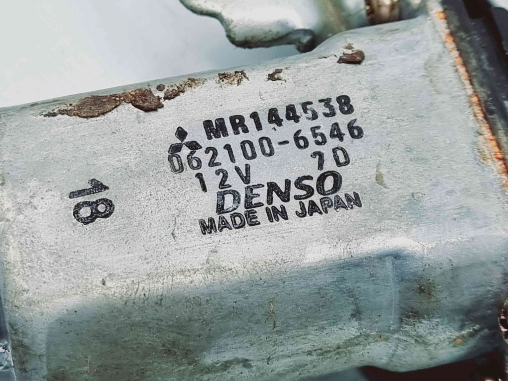 Macara electrica geam dreapta spate MITSUBISHI L200 Facelift [Fabr 2002-2006] MR144538