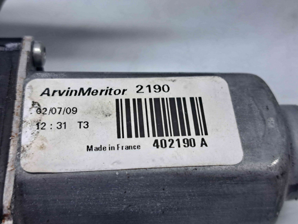 Macara electrica geam dreapta spate Nissan Qashqai [Fabr 2007-2014] 402190A