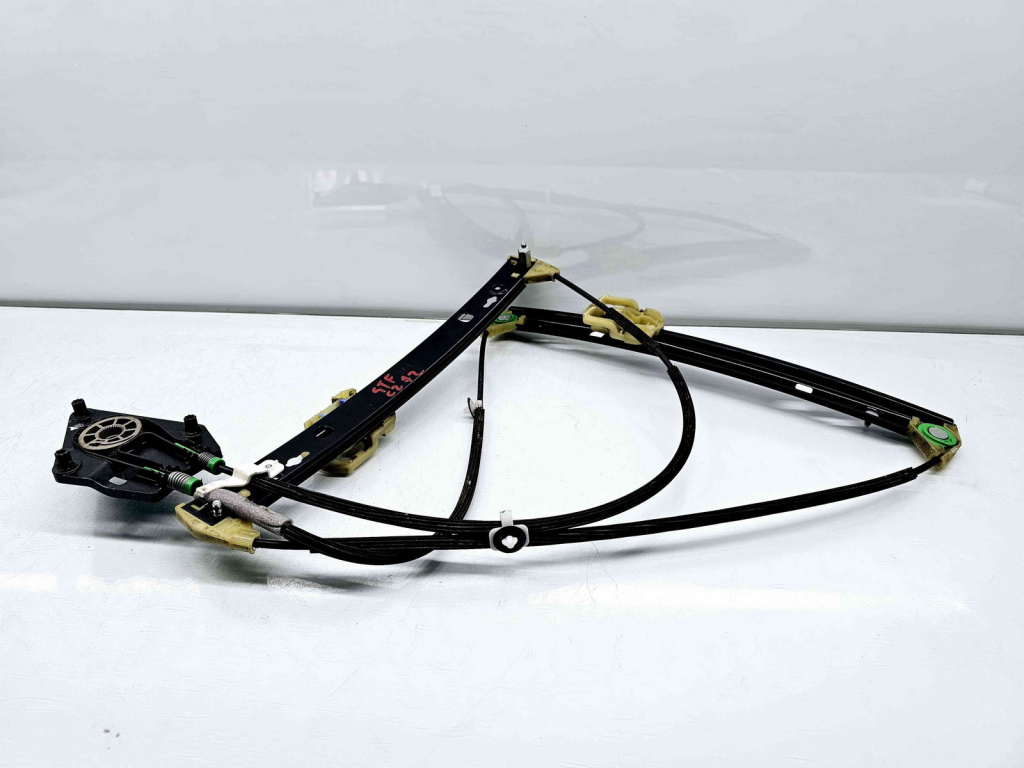 Macara electrica geam stanga fata Audi A1 (8X1) [Fabr 2010-2018] 8X3837461