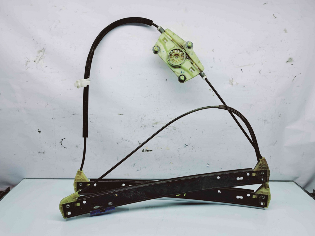 Macara electrica geam stanga fata Audi A6 (4F2, C6) [Fabr 2004-2010] 4F0837461D