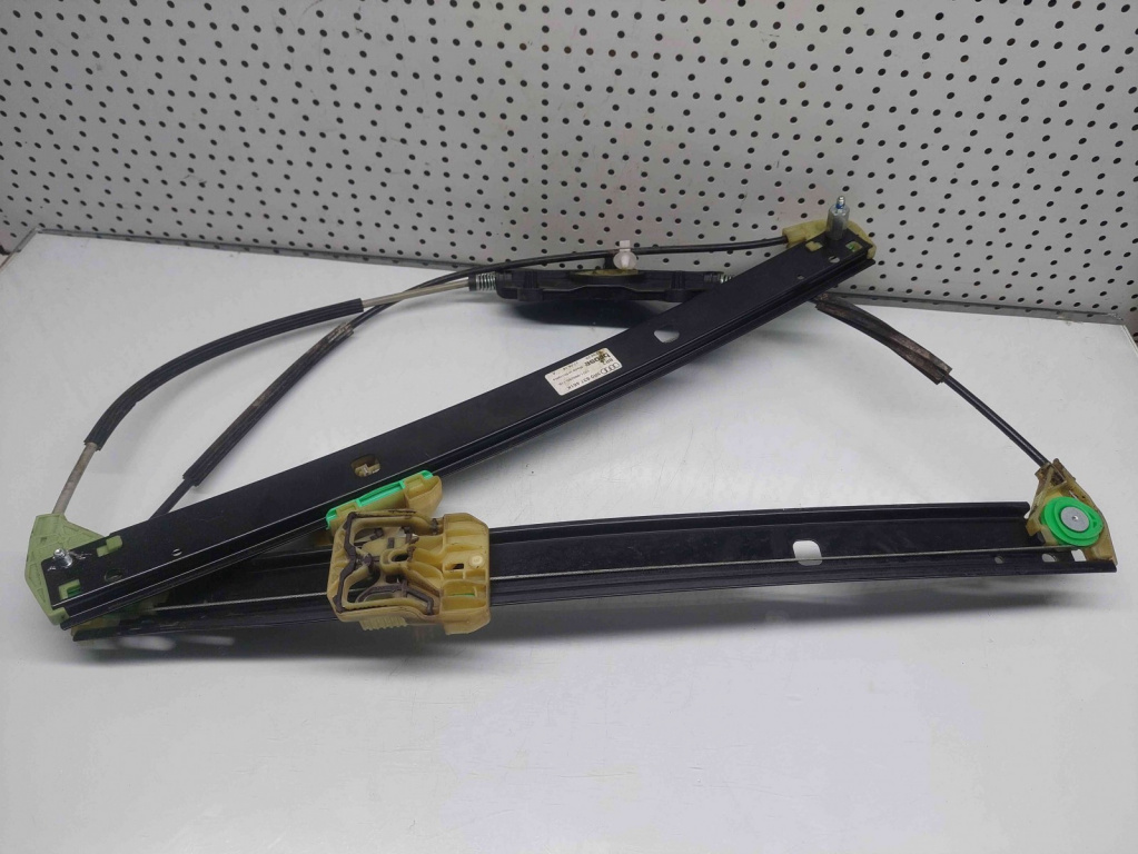 Macara electrica geam stanga fata Audi Q5 (8RB) Facelift [ Fabr 2008-2016] 8R0837461K