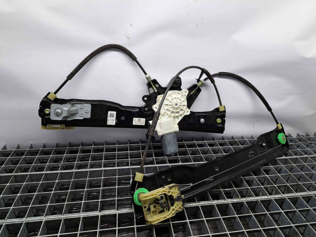 Macara electrica geam stanga fata Ford Focus 3 Facelift [Fabr 2014-2019] CM51-A23201-AF