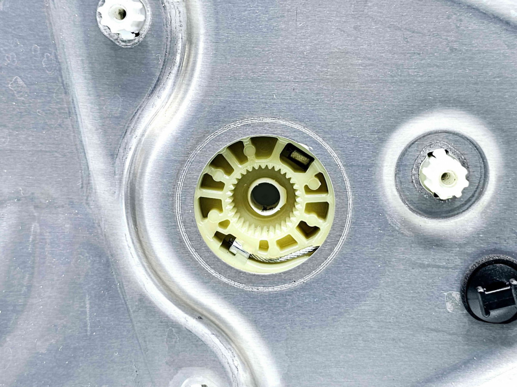 Macara electrica geam stanga fata Mercedes Clasa E (W212) AMG [Fabr 2009-2016] A2128201102