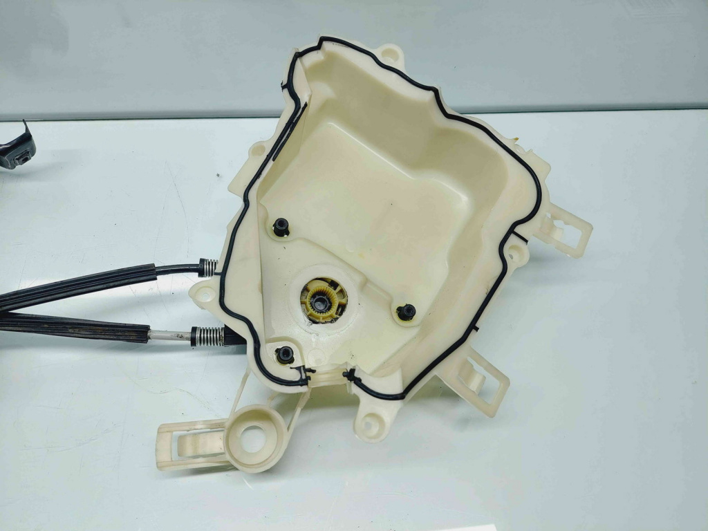 Macara electrica geam stanga fata Seat Altea XL (5P5, 5P8) Facelift [Fabr 2006-2015] 5P0837401AJ