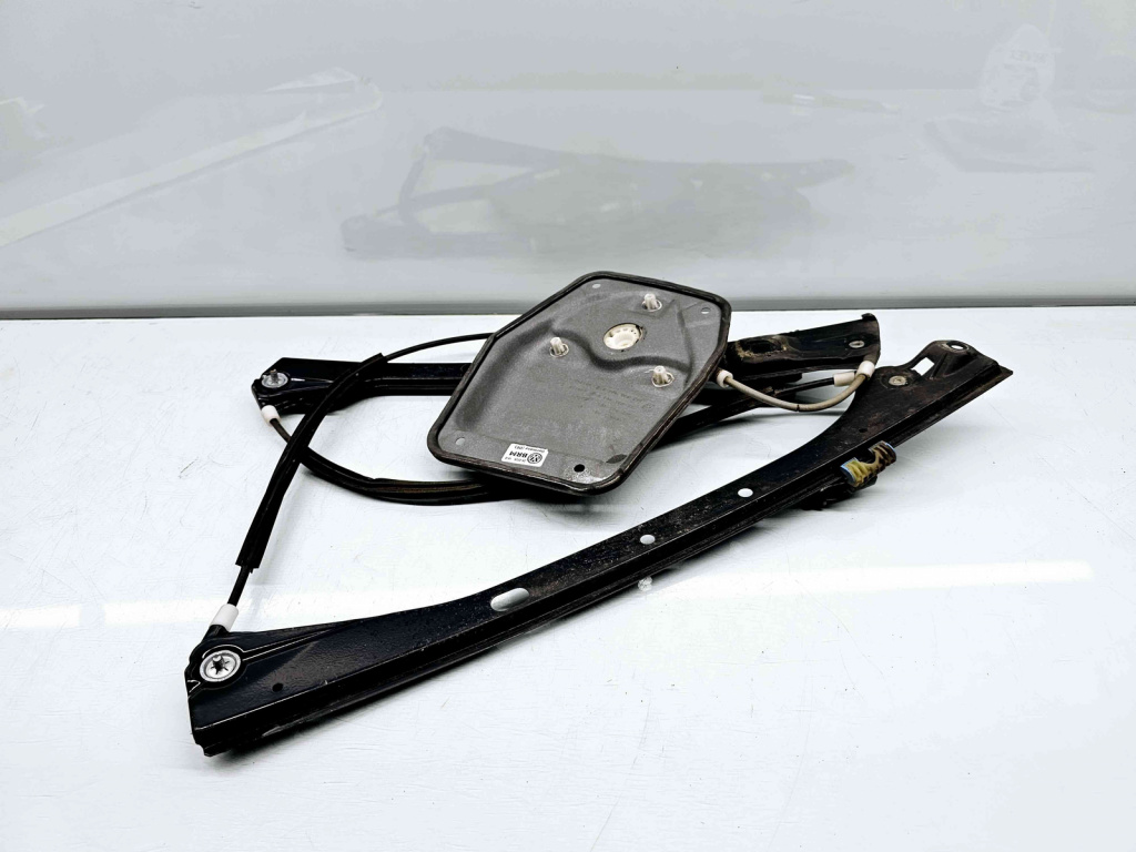 Macara electrica geam stanga fata Volkswagen Golf 5 Plus (5M1) [Fabr 2005-2008] 5M0837461