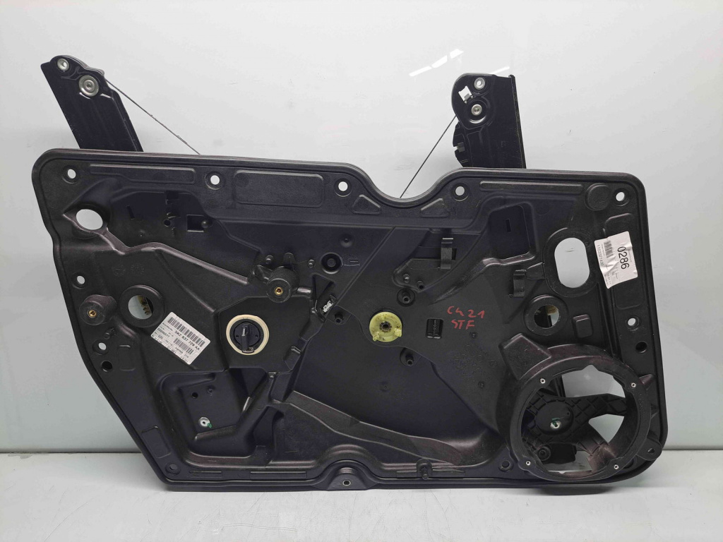 Macara electrica geam stanga fata Volkswagen Golf 6 (5K1) [Fabr 2009-2013]