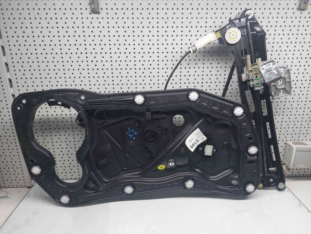 Macara electrica geam stanga fata Volkswagen Passat CC (357) [Fabr 2008-2012] 3C8837755E