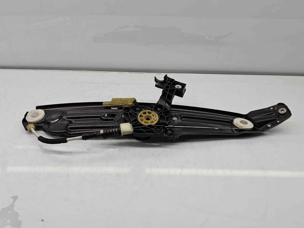 Macara electrica geam stanga spate Bmw 5 Touring (F11) [Fabr 2011-2016] 7182121