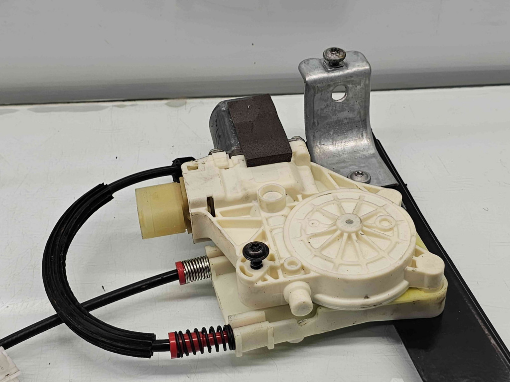 Macara electrica geam stanga spate Ford Galaxy 2 [Fabr 2006-2015] 6M21-U27001-BX