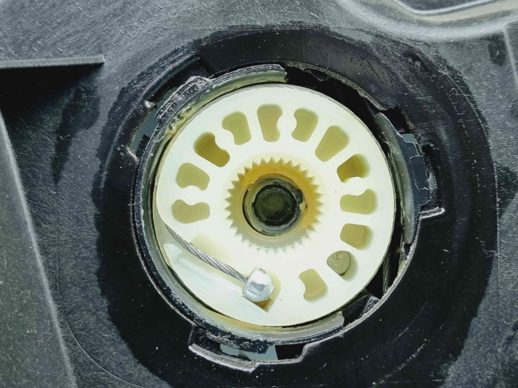 Macara electrica geam stanga spate MAZDA 3 Sedan (BL) [Fabr 2008-2013] BBM47397XA