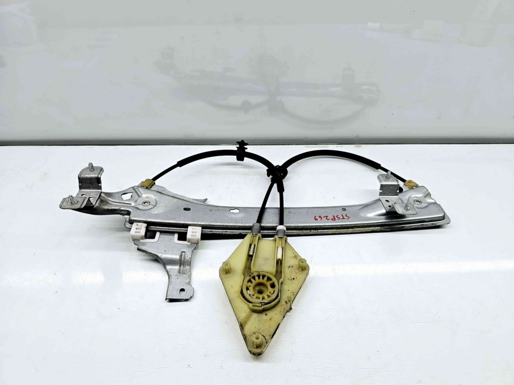 Macara electrica geam stanga spate Renault Megane 3 (B95) [Fabr 2008-2016] 827210003R