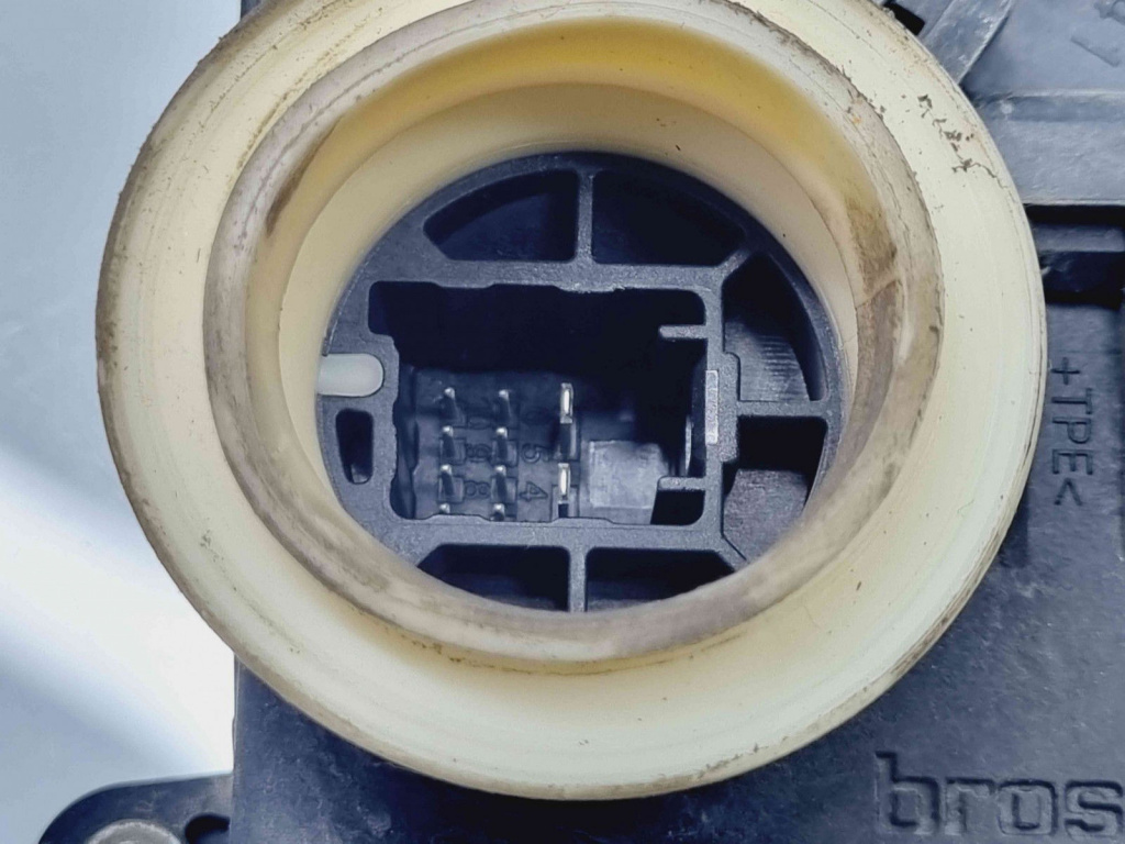 Macara electrica geam stanga spate Toyota Corolla IX Sedan (ZRE1) [Fabr 2013-2019] 85710-02520