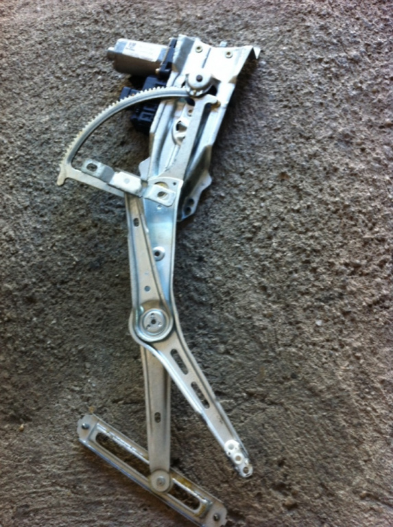 Macara electrica geam usa stanga fata Opel Astra G [1998 - 2009] Hatchback 5-usi 1.6 MT (84 hp) (F48_ F08_)
