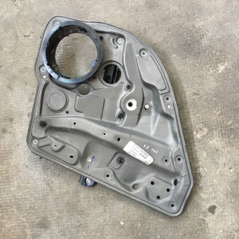 Macara electrica stanga spate Volkswagen VW Golf 4 [1997 - 2006] Hatchback 5-usi 1.4 MT (75 hp) (1J1) 16V