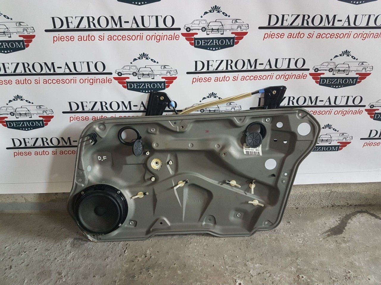 Macara electrica usa dreapta fata vw golf 4