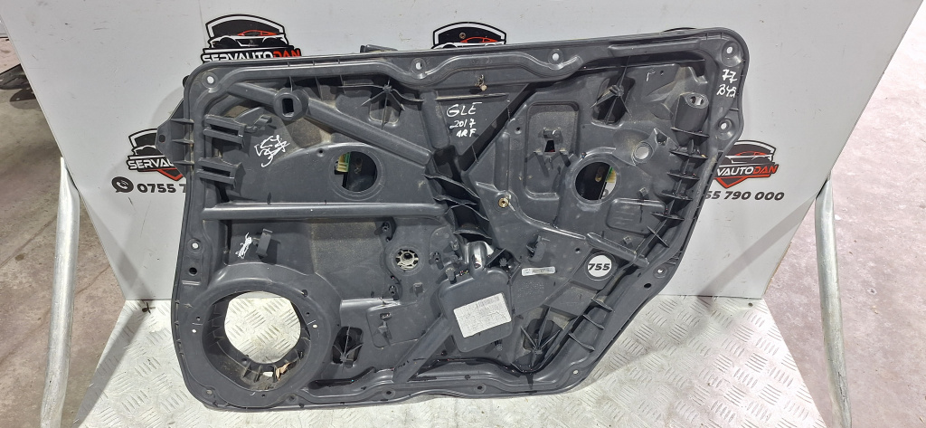 Macara electrica usa fata dreapta Mercedes-Benz GLE (2015->) [w292] 2.2 Motorina 2017, A1667201202