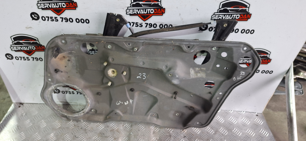 Macara electrica usa fata dreapta Volkswagen Golf 4 (1997-2005) 1.9 Motorina 2003, 1J4837756F